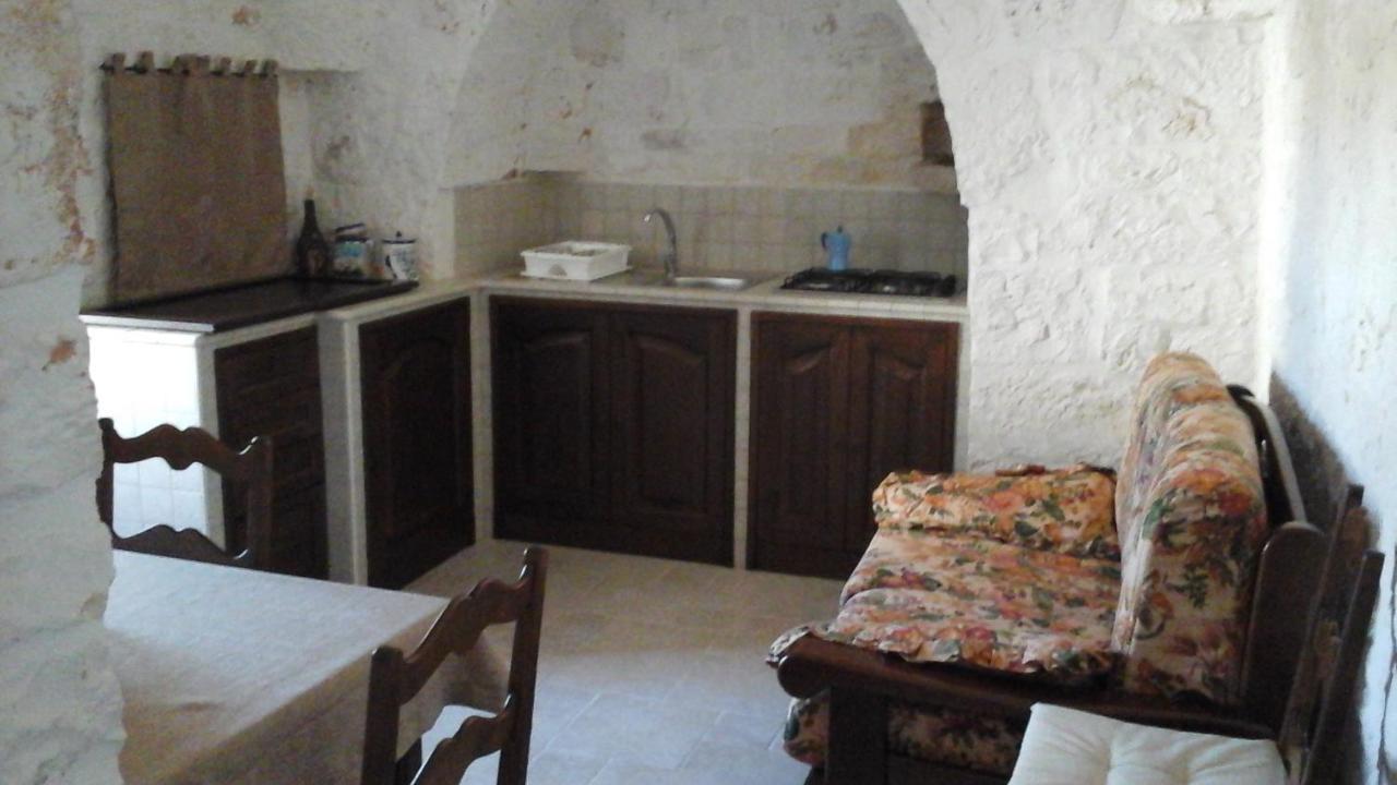 Trullo Sonia nella Valle D'itria di Cisternino Villa Esterno foto